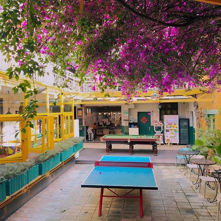 The Cloudland International Youth Hostel Close To The City Center,10 Min Walks To The Subway, Close To The Night Market, Old Street, Green Lake, English-Speaking Service, Free Activity Convenient Payment And Visa Cards Are Accepted Kunming Dış mekan fotoğraf