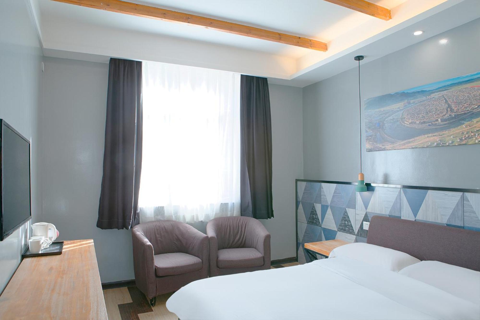 The Cloudland International Youth Hostel Close To The City Center,10 Min Walks To The Subway, Close To The Night Market, Old Street, Green Lake, English-Speaking Service, Free Activity Convenient Payment And Visa Cards Are Accepted Kunming Dış mekan fotoğraf