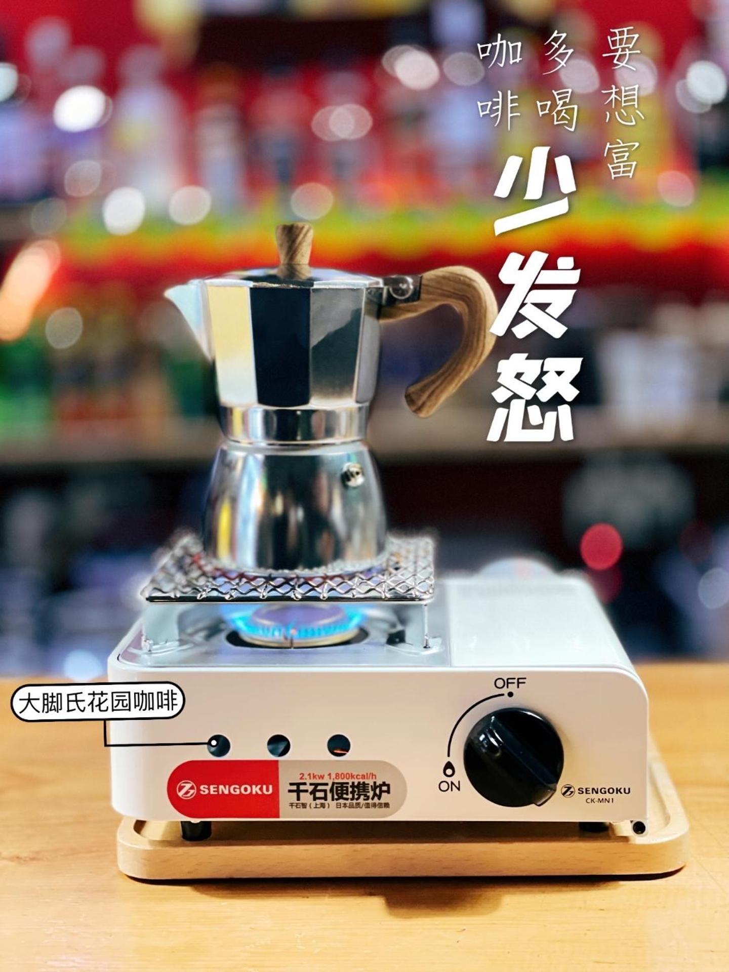 The Cloudland International Youth Hostel Close To The City Center,10 Min Walks To The Subway, Close To The Night Market, Old Street, Green Lake, English-Speaking Service, Free Activity Convenient Payment And Visa Cards Are Accepted Kunming Dış mekan fotoğraf